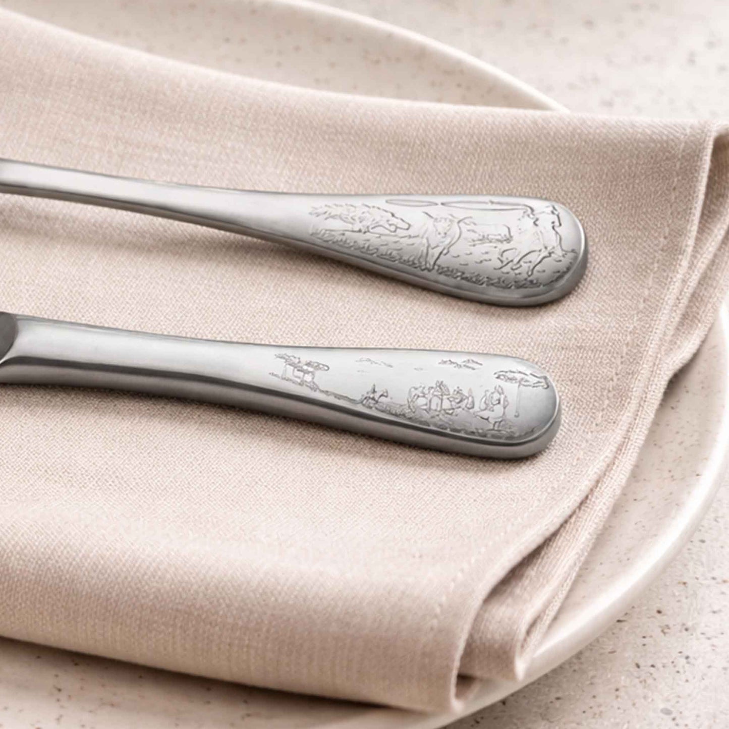CHURRASCO Grillbesteck-Set aus Edelstahl mit geprägten Griffen, 8-teilig
